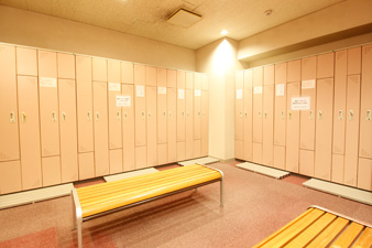 Changing room (locker / shower room)